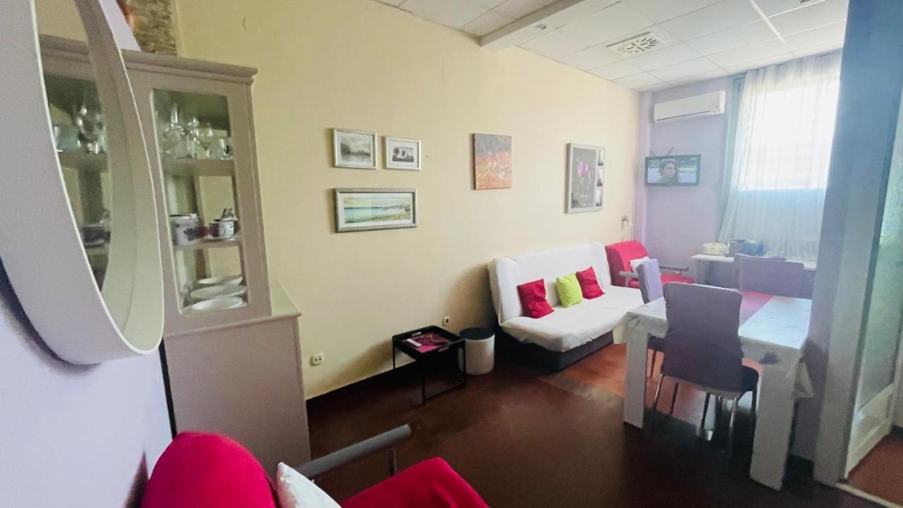 Vintage Apartment Inside City Galleria - Zadar Exterior photo